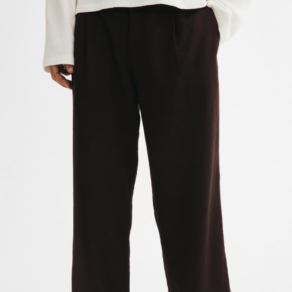 Men's pleated loose fit casual trousers